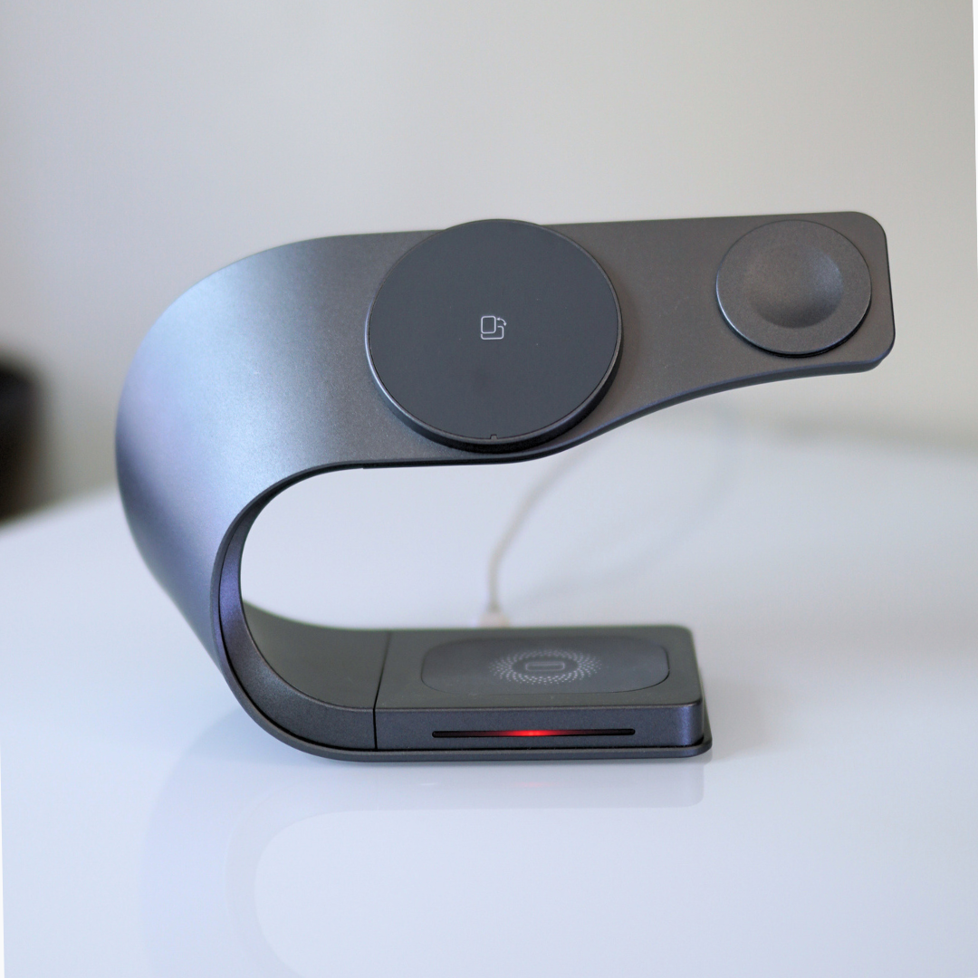 Vyction MagCharge 4 in 1 Charging Station